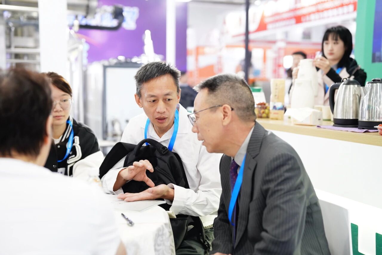 AG平台·(集团)真人有限公司官网